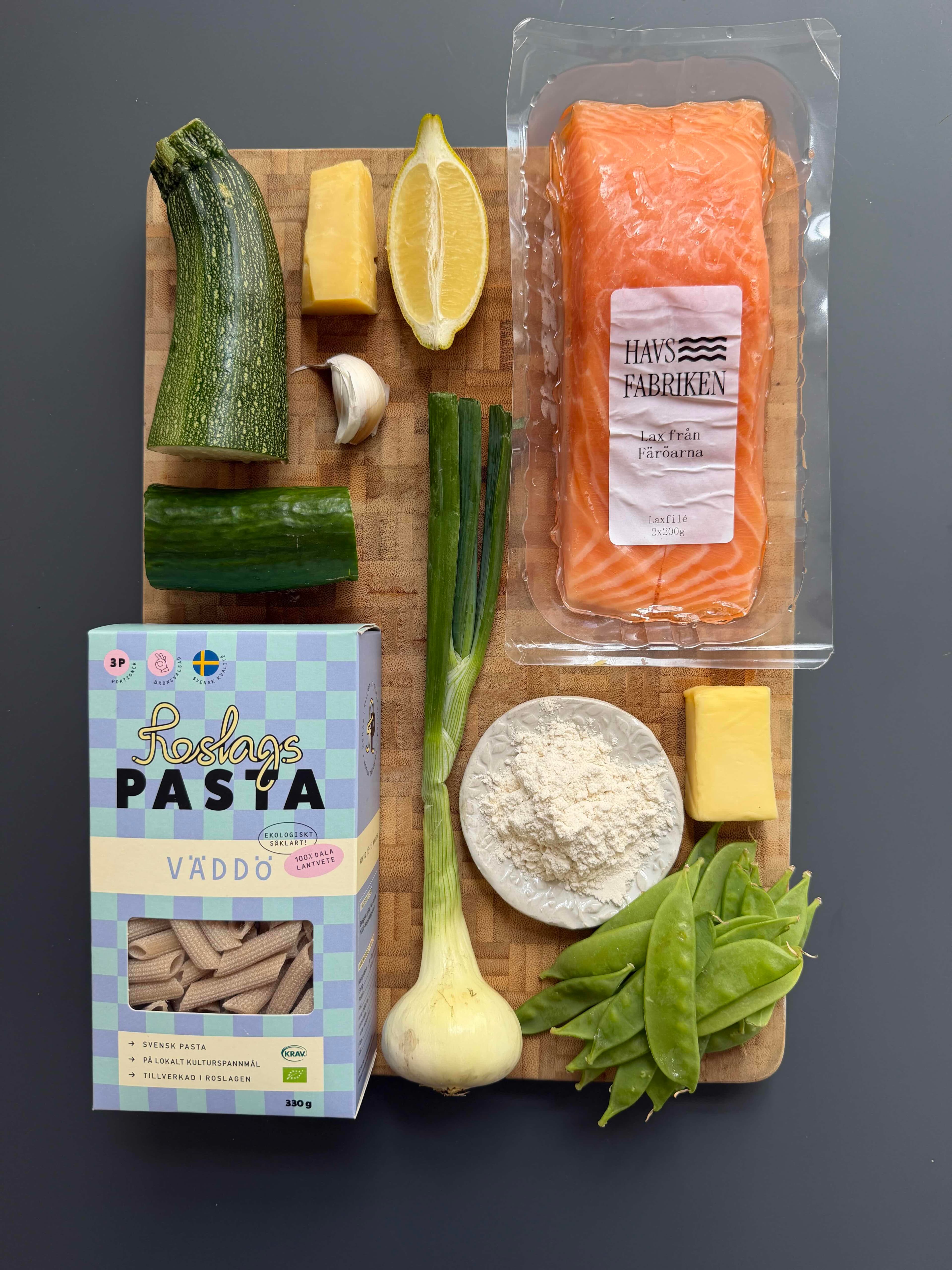 Sommarens bästa pastasallad med lax från Färöarna