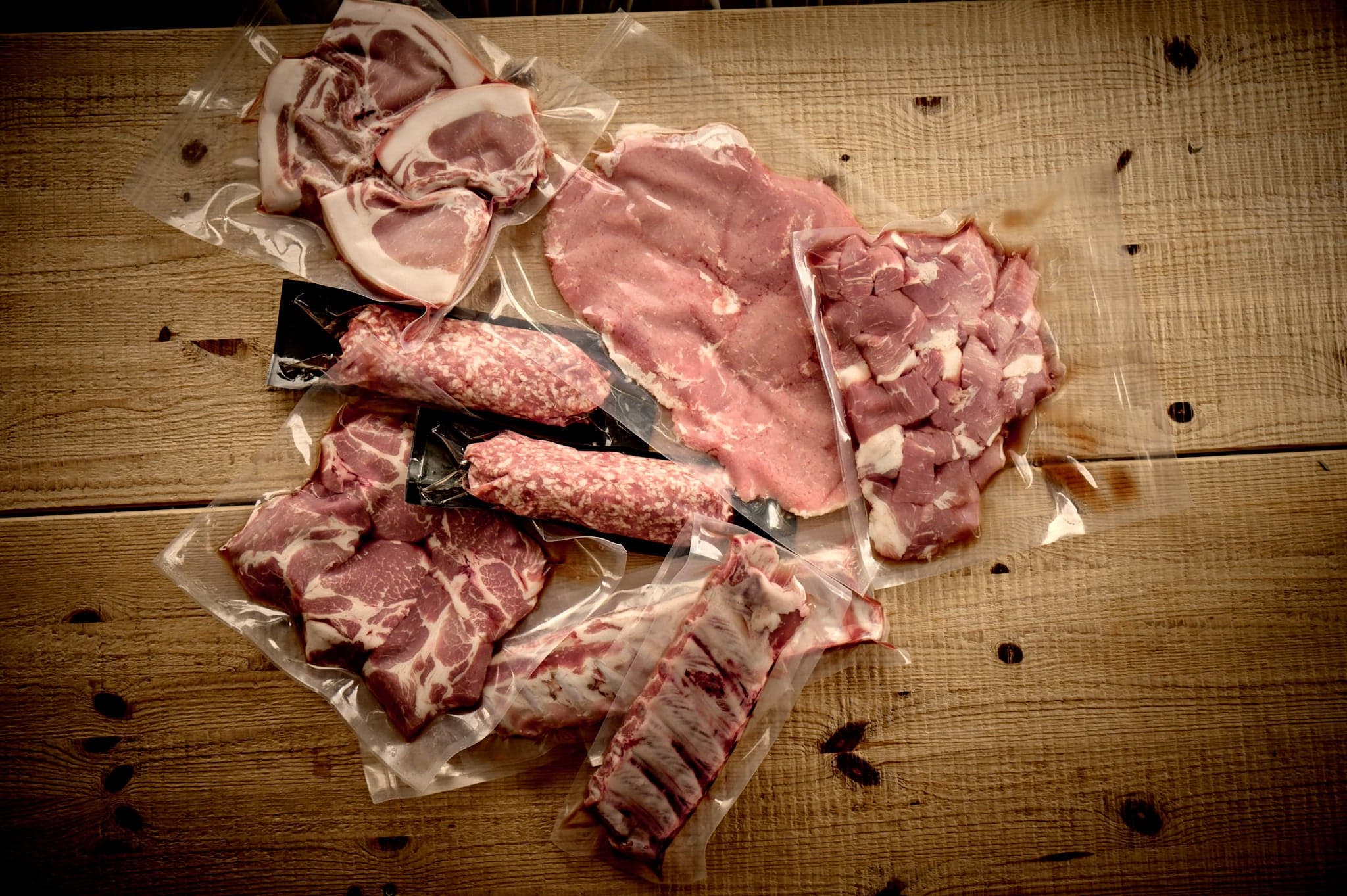 Köttlåda 10kg från Rosersbergs gård utegrisar