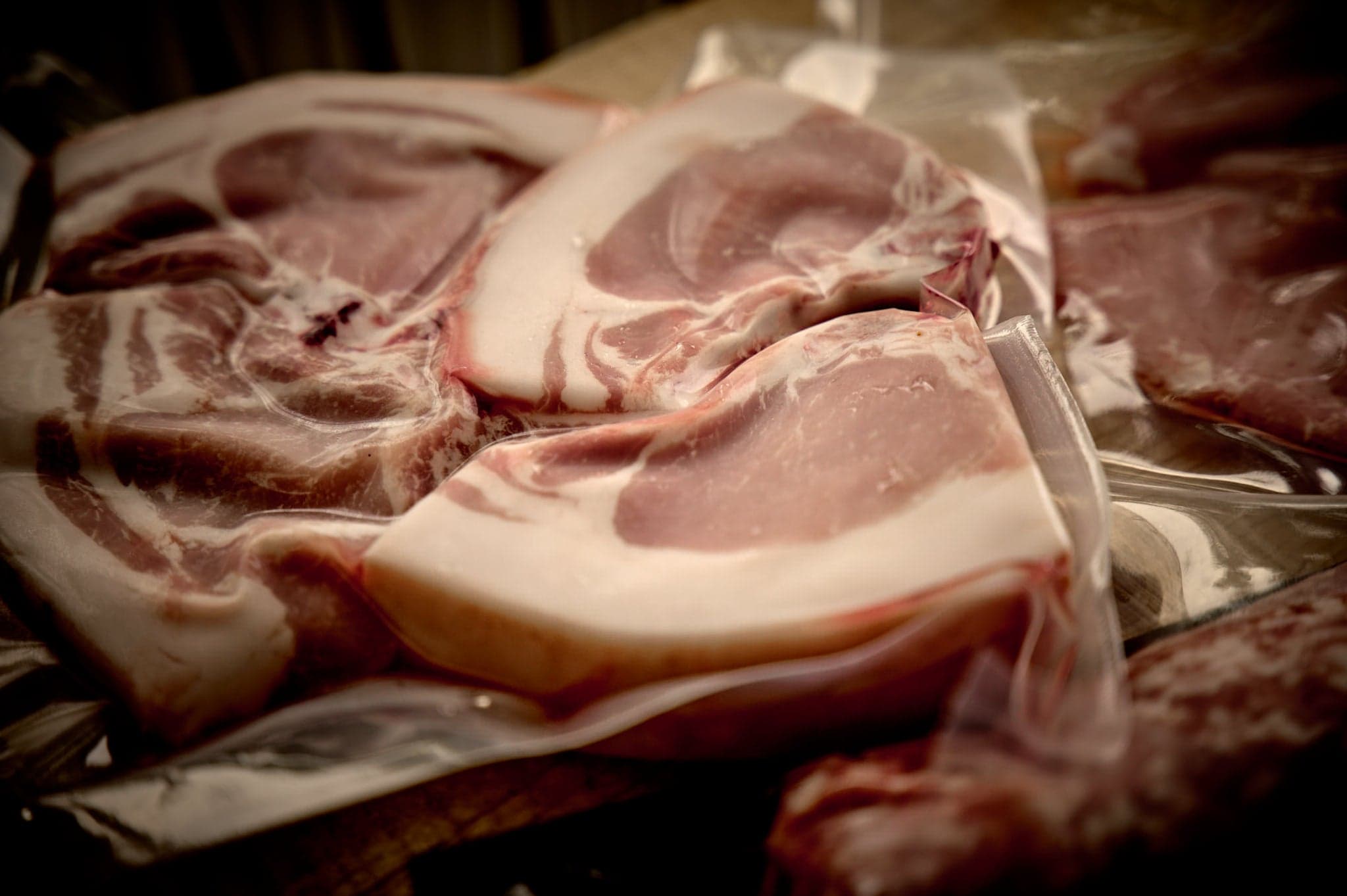 Köttlåda 10kg från Rosersbergs gård utegrisar